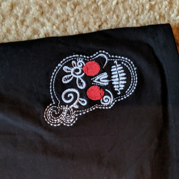 Too Fast Peekaboo Sugar Skull Top - Picture 4 of 7